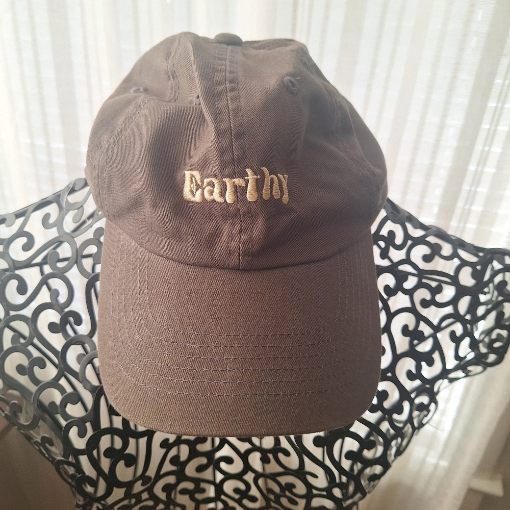 Kastlfel woman's adjustable hat (Earthy) embroidered new, gray